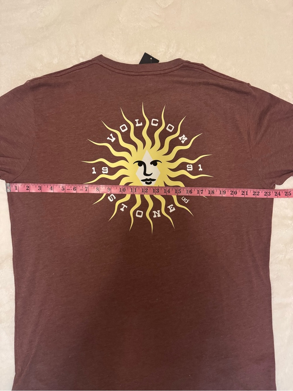 Volcom Burgundy-Brown Color Short-Sleeve Tee with Yellow Sun Graphic Size XL NWT - Picture 9 of 9
